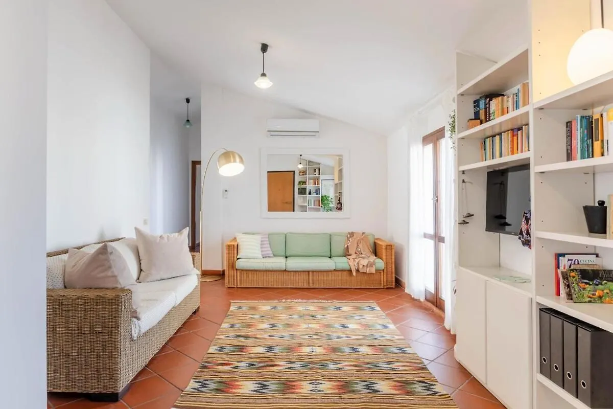 הקונטקטים של Attico In Centro Con Terrazze Vista Mare